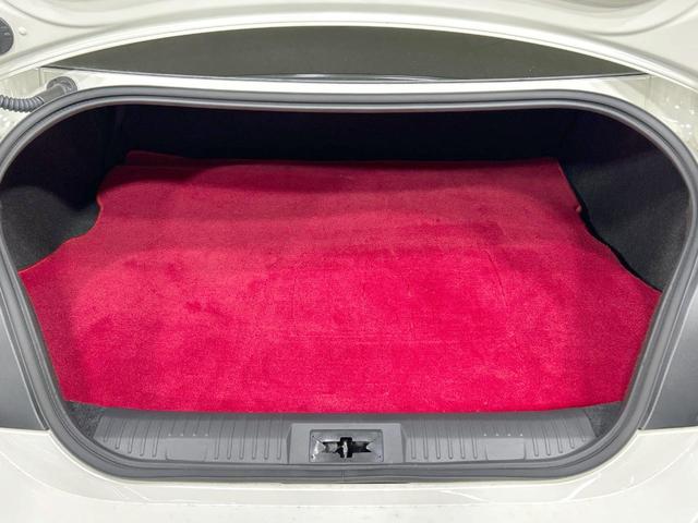 GR86 RZ 6MT 9型ナビ バックカメラ アイサイト 禁煙車 ハーフレザーシート シートヒーター スマートキー LEDヘッド ETC クルコン オートハイビーム デジタルインナーミラー 車線逸脱警報 フルセグ(10枚目)