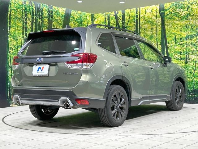 フォレスター スポーツ　４ＷＤ　サンルーフ　サイド・バックカメラ　アイサイト　レーダークルーズ　電動リアゲート　ルーフレール　ハーフレザーシート　全席シートヒーター　コーナーセンサー　スマートキー　パワーシート　ＥＴＣ（17枚目）