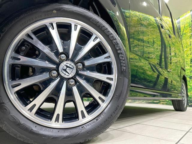 Ｎ－ＢＯＸカスタム Ｇ・ターボパッケージ　純正ナビ　バックカメラ　両側電動スライドドア　クルーズコントロール　禁煙車　Ｂｌｕｅｔｏｏｔｈ再生　ＥＴＣ　ＨＩＤヘッド　パドルシフト　純正１５インチＡＷ　純正革巻きステアリング　スマートキー（13枚目）