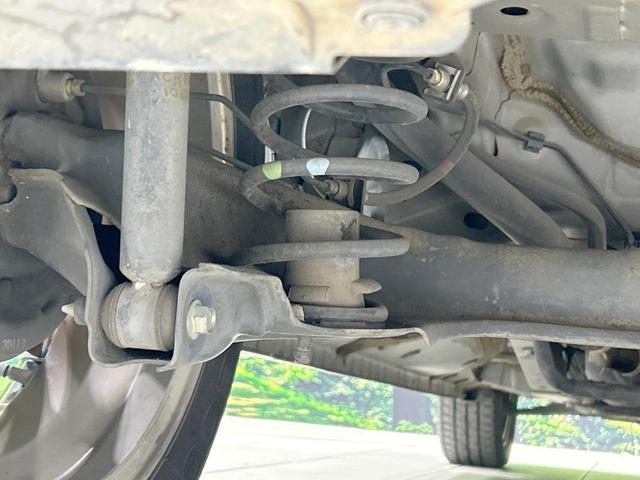 Ｎ－ＢＯＸカスタム Ｇ・ターボパッケージ　純正ナビ　バックカメラ　両側電動スライドドア　クルーズコントロール　禁煙車　Ｂｌｕｅｔｏｏｔｈ再生　ＥＴＣ　ＨＩＤヘッド　パドルシフト　純正１５インチＡＷ　純正革巻きステアリング　スマートキー（21枚目）