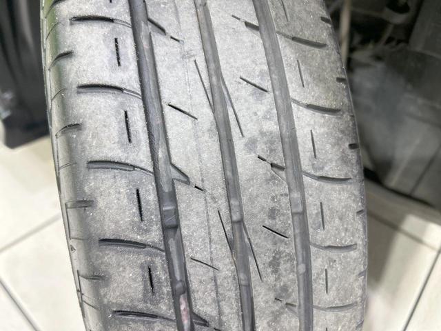 Ｎ－ＢＯＸカスタム Ｇ・ターボパッケージ　純正ナビ　バックカメラ　両側電動スライドドア　クルーズコントロール　禁煙車　Ｂｌｕｅｔｏｏｔｈ再生　ＥＴＣ　ＨＩＤヘッド　パドルシフト　純正１５インチＡＷ　純正革巻きステアリング　スマートキー（29枚目）