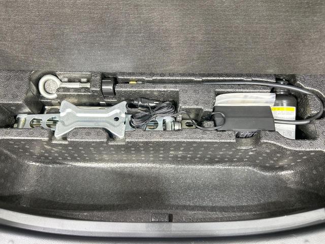 Ｎ－ＢＯＸカスタム Ｇ・ターボパッケージ　純正ナビ　バックカメラ　両側電動スライドドア　クルーズコントロール　禁煙車　Ｂｌｕｅｔｏｏｔｈ再生　ＥＴＣ　ＨＩＤヘッド　パドルシフト　純正１５インチＡＷ　純正革巻きステアリング　スマートキー（39枚目）