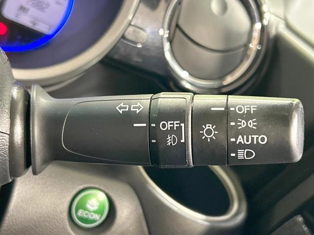 Ｎ－ＢＯＸカスタム Ｇ・ターボパッケージ　純正ナビ　バックカメラ　両側電動スライドドア　クルーズコントロール　禁煙車　Ｂｌｕｅｔｏｏｔｈ再生　ＥＴＣ　ＨＩＤヘッド　パドルシフト　純正１５インチＡＷ　純正革巻きステアリング　スマートキー（46枚目）