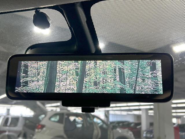 ノート ｅ－パワー　メダリスト　純正ナビ　全周囲カメラ　衝突軽減　禁煙車　コーナーセンサー　レーンアシスト　スマートキー　ＬＥＤヘッド　デジタルインナーミラー　オートライト　オートエアコン　純正１５インチＡＷ　Ｂｌｕｅｔｏｏｔｈ（5枚目）