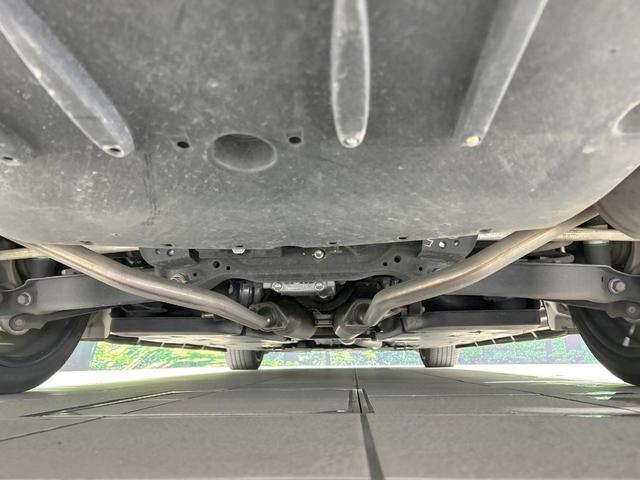 クラウンハイブリッド Ｓ　スポーツスタイル　サンルーフ　純正９型ナビ　バックカメラ　セーフティセンス　レーダークルーズ　禁煙車　ハーフレザーシート　コーナーセンサー　スマートキー　ＬＥＤヘッド　ＥＴＣ　純正１８インチＡＷ　純正革巻きステアリング（19枚目）