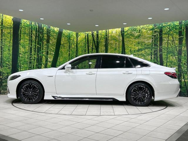 クラウンハイブリッド Ｓ　スポーツスタイル　サンルーフ　純正９型ナビ　バックカメラ　セーフティセンス　レーダークルーズ　禁煙車　ハーフレザーシート　コーナーセンサー　スマートキー　ＬＥＤヘッド　ＥＴＣ　純正１８インチＡＷ　純正革巻きステアリング（26枚目）