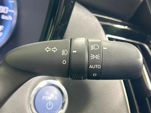 クラウンハイブリッド Ｓ　スポーツスタイル　サンルーフ　純正９型ナビ　バックカメラ　セーフティセンス　レーダークルーズ　禁煙車　ハーフレザーシート　コーナーセンサー　スマートキー　ＬＥＤヘッド　ＥＴＣ　純正１８インチＡＷ　純正革巻きステアリング（55枚目）