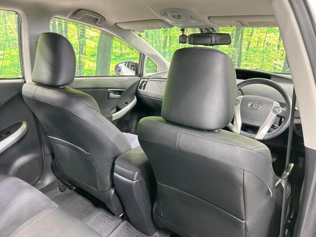 プリウス Ｇ　８型ナビ　バックカメラ　クルーズコントロール　禁煙車　パワーシート　ＥＴＣ　Ｂｌｕｅｔｏｏｔｈ再生　ＨＩＤヘッド　ハーフレザーシート　オートエアコン　純正１５インチＡＷ　純正革巻きステアリング（35枚目）