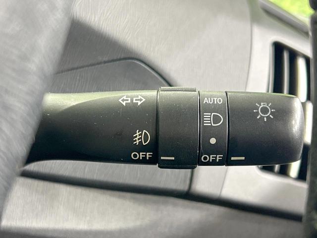 プリウス Ｇ　８型ナビ　バックカメラ　クルーズコントロール　禁煙車　パワーシート　ＥＴＣ　Ｂｌｕｅｔｏｏｔｈ再生　ＨＩＤヘッド　ハーフレザーシート　オートエアコン　純正１５インチＡＷ　純正革巻きステアリング（45枚目）