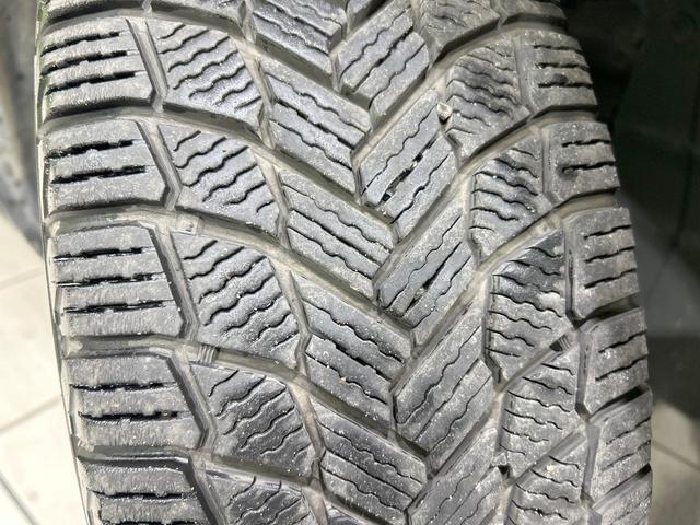 オーラ Ｇ　純正９型ナビ　全周囲カメラ　ＢＯＳＥサウンドシステム　寒冷地仕様　エマージェンシーブレーキ　プロパイロット　禁煙車　ハーフレザーシート　シートヒーター　スマートキー　ＬＥＤヘッド　ステアリングヒーター（29枚目）