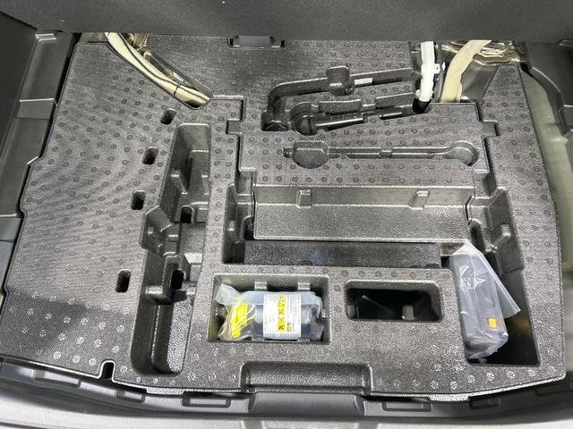 オーラ Ｇ　純正９型ナビ　全周囲カメラ　ＢＯＳＥサウンドシステム　寒冷地仕様　エマージェンシーブレーキ　プロパイロット　禁煙車　ハーフレザーシート　シートヒーター　スマートキー　ＬＥＤヘッド　ステアリングヒーター（44枚目）