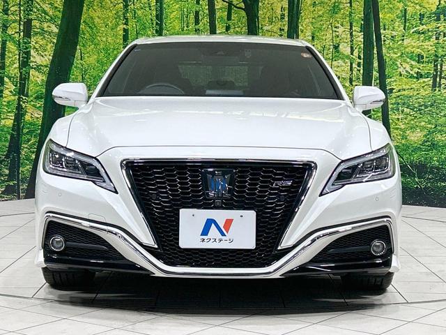 クラウンハイブリッド ＲＳアドバンス　純正ナビ　バックカメラ　セーフティセンス　レーダークルーズ　ブラインドスポットモニター　禁煙車　ハーフレザーシート　メモリー機能付きパワーシート　前席シートヒーター　ＬＥＤヘッド＆フォグ　オートライト（14枚目）