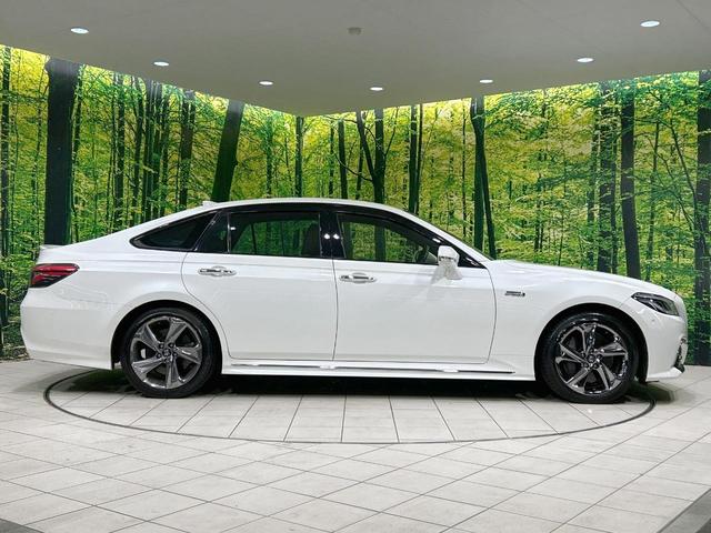 クラウンハイブリッド ＲＳアドバンス　純正ナビ　バックカメラ　セーフティセンス　レーダークルーズ　ブラインドスポットモニター　禁煙車　ハーフレザーシート　メモリー機能付きパワーシート　前席シートヒーター　ＬＥＤヘッド＆フォグ　オートライト（27枚目）