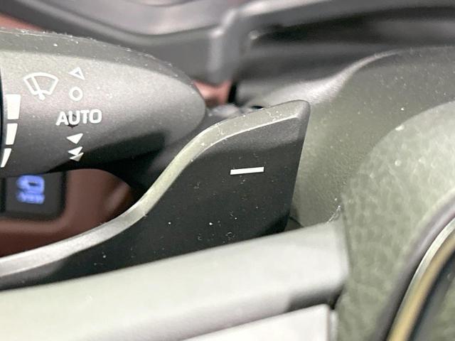 クラウンハイブリッド ＲＳアドバンス　純正ナビ　バックカメラ　セーフティセンス　レーダークルーズ　ブラインドスポットモニター　禁煙車　ハーフレザーシート　メモリー機能付きパワーシート　前席シートヒーター　ＬＥＤヘッド＆フォグ　オートライト（45枚目）