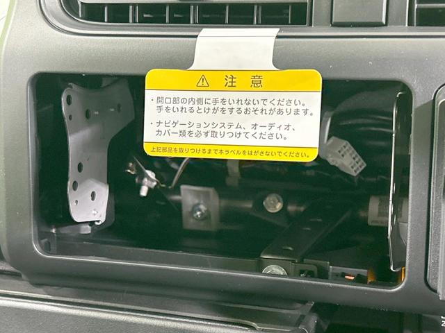 プロボックス ハイブリッドＦ　登録済未使用車　セーフティセンス　バックカメラ　オートマチックハイビーム　ＡＣ１００Ｖ電源　キーレスエントリー　前席パワーウィンドウ　電動格納ミラー　車線逸脱警報　自動防眩インナーミラー（32枚目）