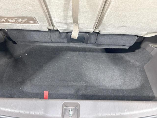 オデッセイ Ｇ・ＥＸ　ホンダセンシング　両側電動スライド　純正８型ナビ　バックカメラ　ホンダセンシング　アダプティブクルーズ　禁煙車　スマートキー　ＬＥＤヘッド　ＥＴＣ　車線逸脱警報　誤発進抑制機能　デュアルオートエアコン　フルセグ（41枚目）