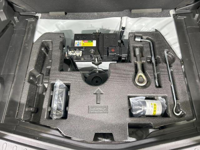 ノート e-パワー X 純正ナビ 全周囲カメラ エマージェンシーブレーキ 助手席回転シート 禁煙車 コーナーセンサー スマートキー LEDヘッド ETC オートライト オートエアコン Bluetooth接続 CD/DVD再生(40枚目)