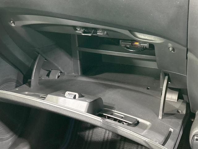 ノート e-パワー X 純正ナビ 全周囲カメラ エマージェンシーブレーキ 助手席回転シート 禁煙車 コーナーセンサー スマートキー LEDヘッド ETC オートライト オートエアコン Bluetooth接続 CD/DVD再生(41枚目)