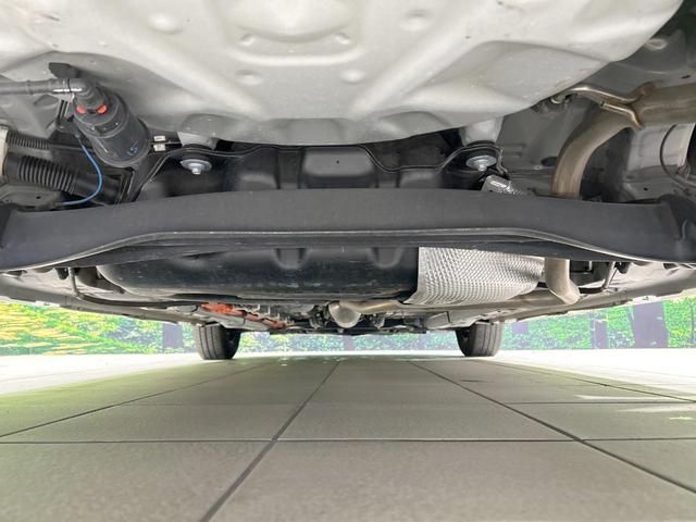 ヤリス ハイブリッドX バックカメラ セーフティセンス レーダークルーズ 禁煙車 Bluetooth再生 ETC2.0 純正ディスプレイ キーレスエントリー オートエアコン オートライト 電動格納ミラー 車線逸脱警報(19枚目)