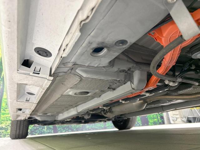 ヤリス ハイブリッドX バックカメラ セーフティセンス レーダークルーズ 禁煙車 Bluetooth再生 ETC2.0 純正ディスプレイ キーレスエントリー オートエアコン オートライト 電動格納ミラー 車線逸脱警報(23枚目)