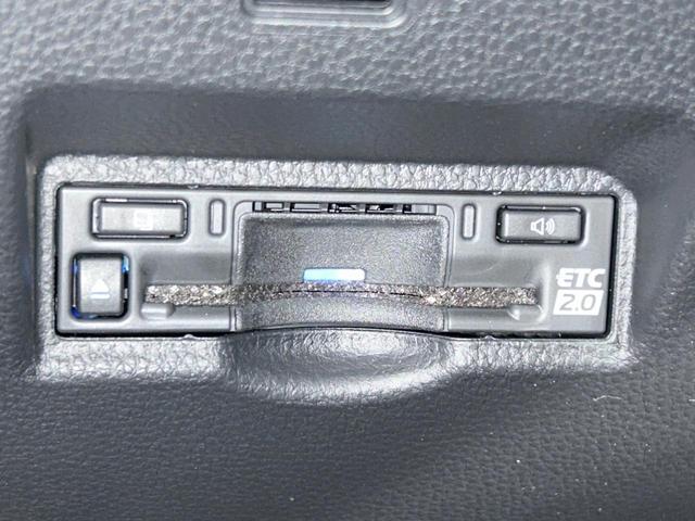 ノア ハイブリッドS-Z 純正10型ナビ バックカメラ 両側電動スライドドア AC100V電源 セーフティセンス レーダークルーズ 禁煙車 ハーフレザーシート コーナーセンサー レーンキープ スマートキー LEDヘッド ETC(7枚目)