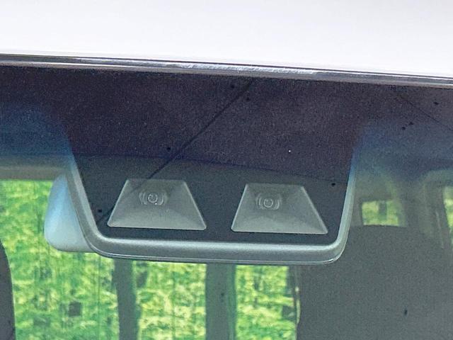 ハイゼットカーゴ ＤＸ　ＳＡＩＩＩ　スマートアシスト　禁煙車　コーナーセンサー　オートハイビーム　キーレスエントリー　プライバシーガラス　横滑り防止装置　パワーウィンドウ　アイドリングストップ　盗難防止装置　衝突安全ボディ（3枚目）