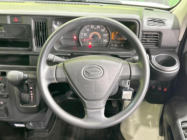 ハイゼットカーゴ ＤＸ　ＳＡＩＩＩ　スマートアシスト　禁煙車　コーナーセンサー　オートハイビーム　キーレスエントリー　プライバシーガラス　横滑り防止装置　パワーウィンドウ　アイドリングストップ　盗難防止装置　衝突安全ボディ（11枚目）