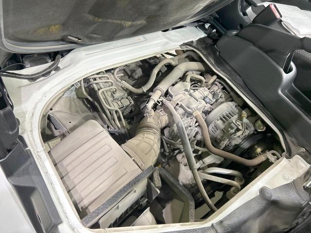 ハイゼットカーゴ ＤＸ　ＳＡＩＩＩ　スマートアシスト　禁煙車　コーナーセンサー　オートハイビーム　キーレスエントリー　プライバシーガラス　横滑り防止装置　パワーウィンドウ　アイドリングストップ　盗難防止装置　衝突安全ボディ（18枚目）