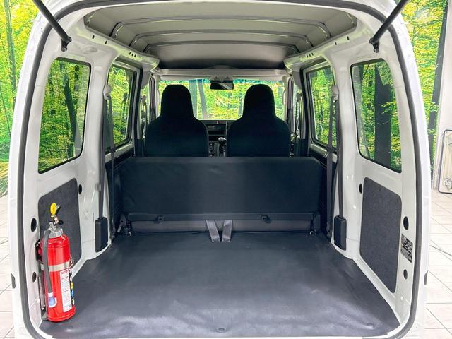 ハイゼットカーゴ ＤＸ　ＳＡＩＩＩ　スマートアシスト　禁煙車　コーナーセンサー　オートハイビーム　キーレスエントリー　プライバシーガラス　横滑り防止装置　パワーウィンドウ　アイドリングストップ　盗難防止装置　衝突安全ボディ（37枚目）
