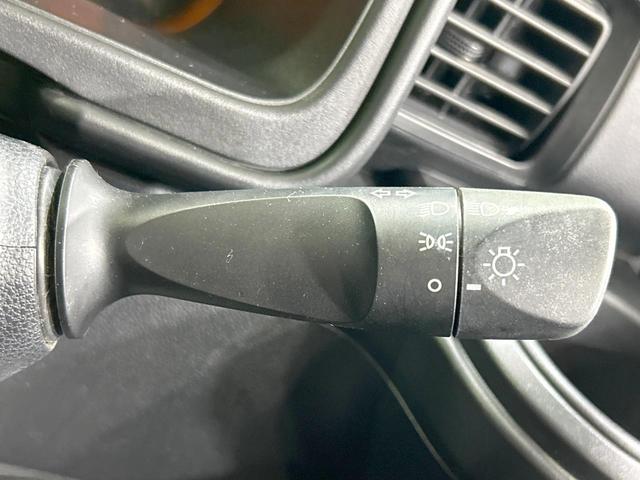 ハイゼットカーゴ ＤＸ　ＳＡＩＩＩ　スマートアシスト　禁煙車　コーナーセンサー　オートハイビーム　キーレスエントリー　プライバシーガラス　横滑り防止装置　パワーウィンドウ　アイドリングストップ　盗難防止装置　衝突安全ボディ（42枚目）