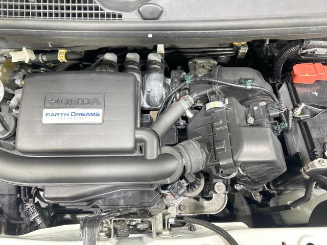 Ｎ－ＢＯＸ Ｇ・Ｌホンダセンシング　純正ナビ　バックカメラ　電動スライド　ホンダセンシング　アダプティブクルーズ　禁煙車　Ｂｌｕｅｔｏｏｔｈ再生　ＥＴＣ　ＬＥＤヘッド　オートマチックハイビーム　オートエアコン　電動格納ミラー（18枚目）