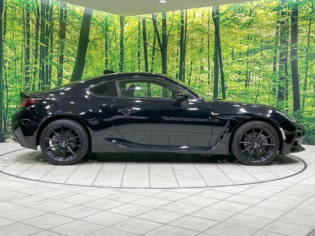 ＧＲ８６ ＲＺ　６ＭＴ　バックカメラ　クルコン　ブラインドスポットモニター　禁煙車　９型ディスプレイ　Ｂｌｕｅｔｏｏｔｈ接続　ＥＴＣ　ハーフレザーシート　前席シートヒーター　ＬＥＤヘッド　オートライト　リアフォグ（26枚目）