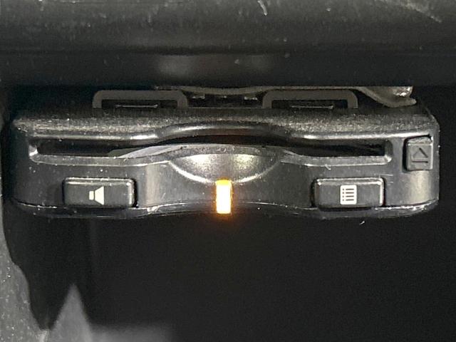 Ｎ－ＢＯＸカスタム Ｇ・Ｌパッケージ　電動スライド　バックカメラ　禁煙車　スマートキー　ＨＩＤヘッド　オートライト　オートエアコン　純正１４インチＡＷ　ＣＤ／ＤＶＤ再生　地デジ　ＨＩＤフォグ　アイドリングストップ　プライバシーガラス（32枚目）