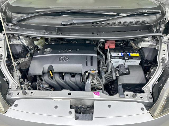 スペイド G 純正ナビ バックカメラ 電動スライド 禁煙車 Bluetooth再生 ETC HIDヘッド オートライト オートエアコン スマートキー 純正革巻きステアリング プッシュスタート CD/DVD再生(18枚目)