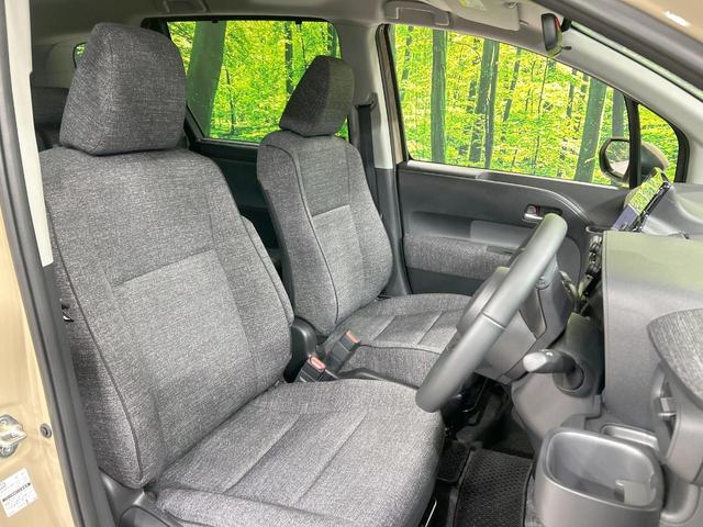 シエンタ ハイブリッドＺ　純正１０型ナビ　全周囲カメラ　セーフティセンス　レーダークルーズ　両側電動ドア　ブラインドスポットモニター　禁煙車　Ｂｌｕｅｔｏｏｔｈ再生　ＥＴＣ　ＬＥＤヘッド　オートマチックハイビーム　スマートキー（8枚目）