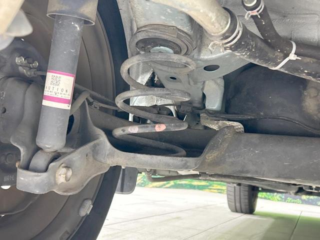 スペーシア ハイブリッドＸ　純正ナビ　両側電動ドア　禁煙車　Ｂｌｕｅｔｏｏｔｈ再生　シートヒーター　スマートキー　オートライト　電動格納ミラー　後席ロールサンシェード　ベージュ内装　ボックス付アームレスト　シートバックポケット（21枚目）