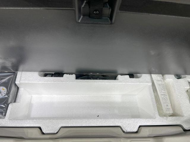 スペーシア ハイブリッドＸ　純正ナビ　両側電動ドア　禁煙車　Ｂｌｕｅｔｏｏｔｈ再生　シートヒーター　スマートキー　オートライト　電動格納ミラー　後席ロールサンシェード　ベージュ内装　ボックス付アームレスト　シートバックポケット（37枚目）