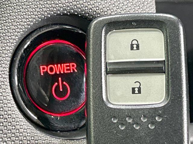 フィット ｅ：ＨＥＶクロスター　純正９型ナビ　バックカメラ　ホンダセンシング　アダプティブクルーズ　禁煙車　コーナーセンサー　レーンアシスト　スマートキー　ＬＥＤヘッド／フォグ　オートハイビーム　オートライト　オートエアコン（7枚目）