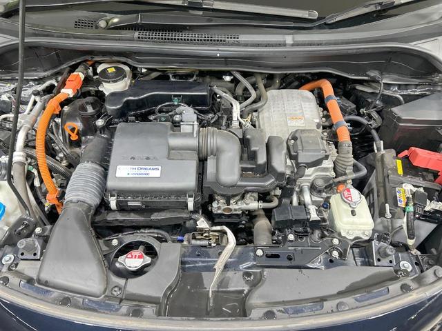 フィット ｅ：ＨＥＶクロスター　純正９型ナビ　バックカメラ　ホンダセンシング　アダプティブクルーズ　禁煙車　コーナーセンサー　レーンアシスト　スマートキー　ＬＥＤヘッド／フォグ　オートハイビーム　オートライト　オートエアコン（18枚目）