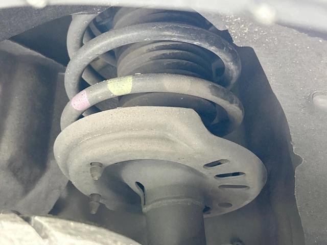 フィット ｅ：ＨＥＶクロスター　純正９型ナビ　バックカメラ　ホンダセンシング　アダプティブクルーズ　禁煙車　コーナーセンサー　レーンアシスト　スマートキー　ＬＥＤヘッド／フォグ　オートハイビーム　オートライト　オートエアコン（23枚目）