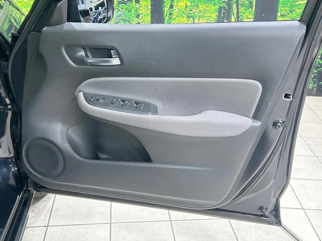 フィット ｅ：ＨＥＶクロスター　純正９型ナビ　バックカメラ　ホンダセンシング　アダプティブクルーズ　禁煙車　コーナーセンサー　レーンアシスト　スマートキー　ＬＥＤヘッド／フォグ　オートハイビーム　オートライト　オートエアコン（41枚目）