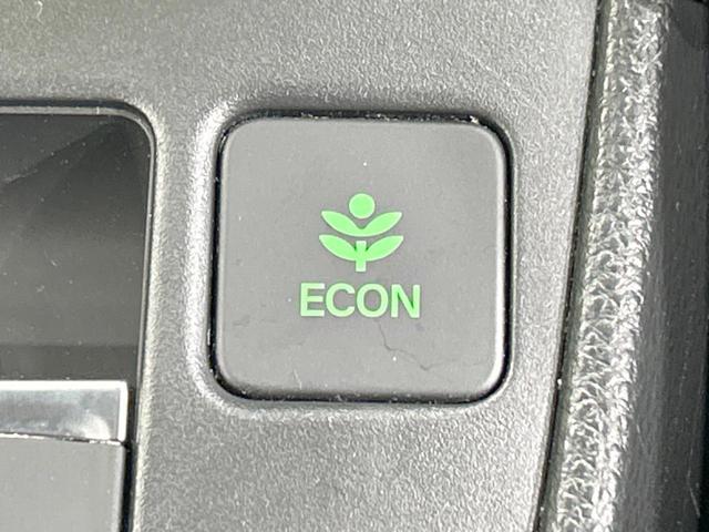 フィット ｅ：ＨＥＶクロスター　純正９型ナビ　バックカメラ　ホンダセンシング　アダプティブクルーズ　禁煙車　コーナーセンサー　レーンアシスト　スマートキー　ＬＥＤヘッド／フォグ　オートハイビーム　オートライト　オートエアコン（49枚目）