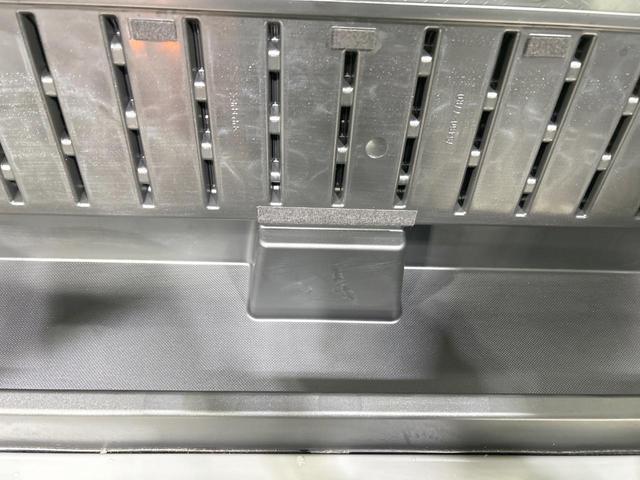 ジムニー ＸＣ　純正８型ナビ　セーフティサポート　禁煙　前席シートヒーター　レーンアシスト　スマートキー　ＬＥＤヘッド　オートハイビーム　オートエアコン　純正１６インチＡＷ　Ｂｌｕｅｔｏｏｔｈ　ＤＶＤ／ＣＤ　フルセグ（41枚目）