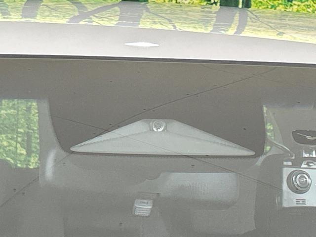 フィット ｅ：ＨＥＶホーム　純正９型ナビ　バックカメラ　ホンダセンシング　アダプティブクルーズ　禁煙車　Ｂｌｕｅｔｏｏｔｈ再生　ＥＴＣ　コーナーセンサー　ＬＥＤヘッド　オートライト　ハーフレザーシート　スマートキー（34枚目）