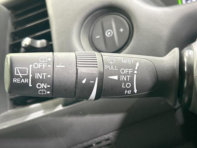 フィット ｅ：ＨＥＶホーム　純正９型ナビ　バックカメラ　ホンダセンシング　アダプティブクルーズ　禁煙車　Ｂｌｕｅｔｏｏｔｈ再生　ＥＴＣ　コーナーセンサー　ＬＥＤヘッド　オートライト　ハーフレザーシート　スマートキー（44枚目）