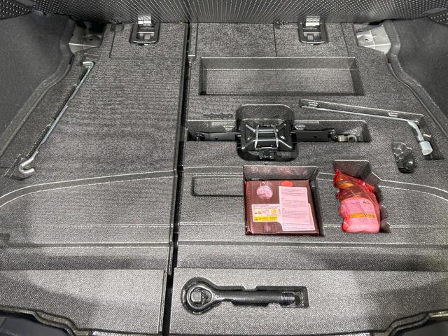 プリウス A モデリスタ 純正9型ナビ バックカメラ 衝突軽減 レーダークルーズ 禁煙車 クリアランスソナー パークアシスト レーンアシスト スマートキー LEDヘッド/フォグ ブラインドスポットモニター フルセグ(51枚目)