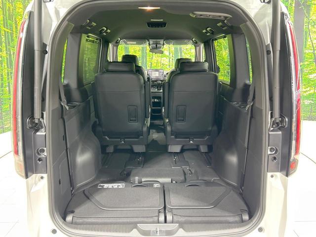 ステップワゴン スパーダ　登録済未使用車　純正１１型ナビ　バックカメラ　両側電動ドア　ホンダセンシング　アダプティブクルーズ　ブラインドスポットモニター　Ｂｌｕｅｔｏｏｔｈ再生　ＬＥＤヘッド＆フォグ　電動リアゲート（11枚目）