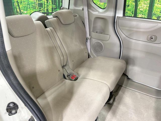 Ｎ－ＢＯＸ Ｇ・ターボＬパッケージ　純正ナビ　バックカメラ　シティブレーキ　クルコン　両側電動ドア　禁煙車　Ｂｌｕｅｔｏｏｔｈ再生　ＥＴＣ　パドルシフト　純正１４インチＡＷ　純正革巻きステアリング　スマートキー　オートエアコン　地デジ（9枚目）