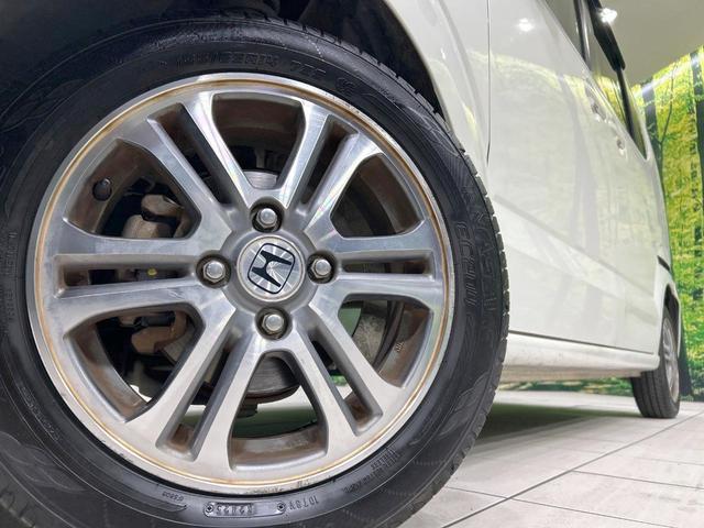 Ｎ－ＢＯＸ Ｇ・ターボＬパッケージ　純正ナビ　バックカメラ　シティブレーキ　クルコン　両側電動ドア　禁煙車　Ｂｌｕｅｔｏｏｔｈ再生　ＥＴＣ　パドルシフト　純正１４インチＡＷ　純正革巻きステアリング　スマートキー　オートエアコン　地デジ（13枚目）