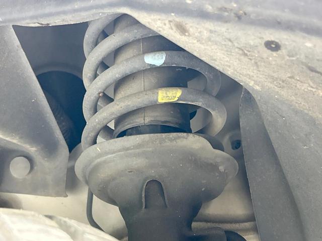 Ｎ－ＢＯＸ Ｇ・ターボＬパッケージ　純正ナビ　バックカメラ　シティブレーキ　クルコン　両側電動ドア　禁煙車　Ｂｌｕｅｔｏｏｔｈ再生　ＥＴＣ　パドルシフト　純正１４インチＡＷ　純正革巻きステアリング　スマートキー　オートエアコン　地デジ（20枚目）